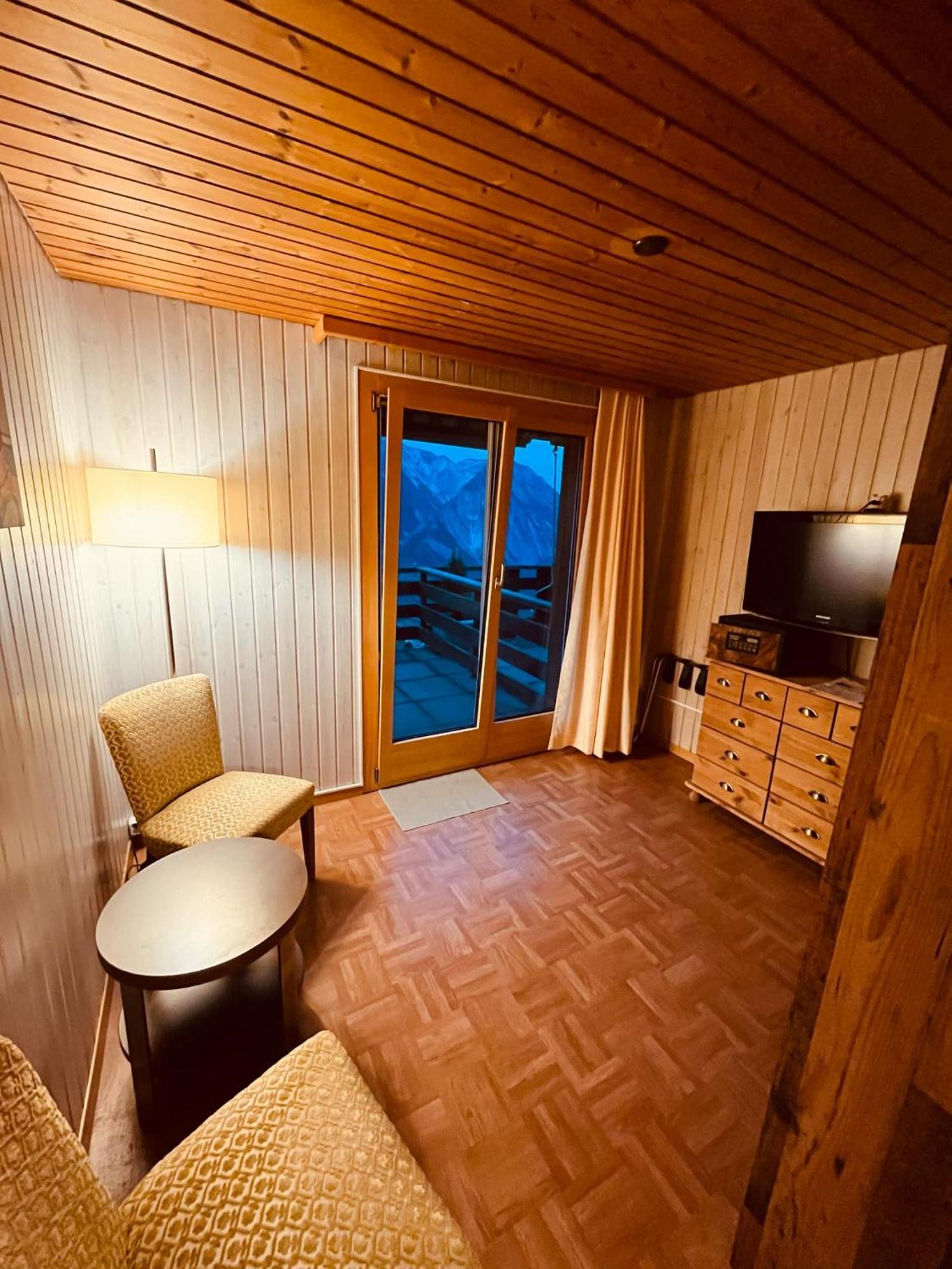 Hotel Rhoneblick Guttet-Feschel 外观 照片